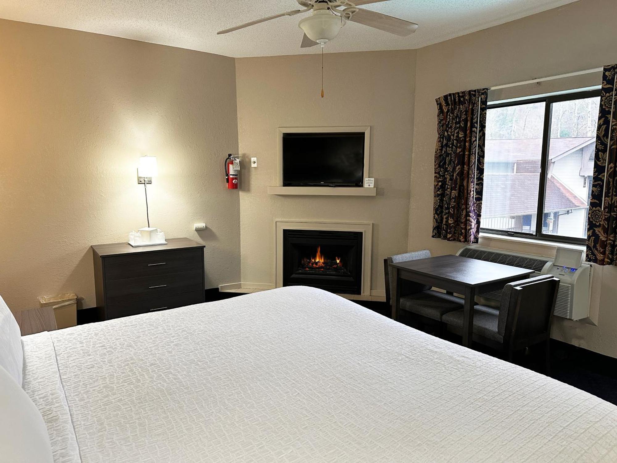 Sidney James Mountain Lodge Gatlinburg Extérieur photo